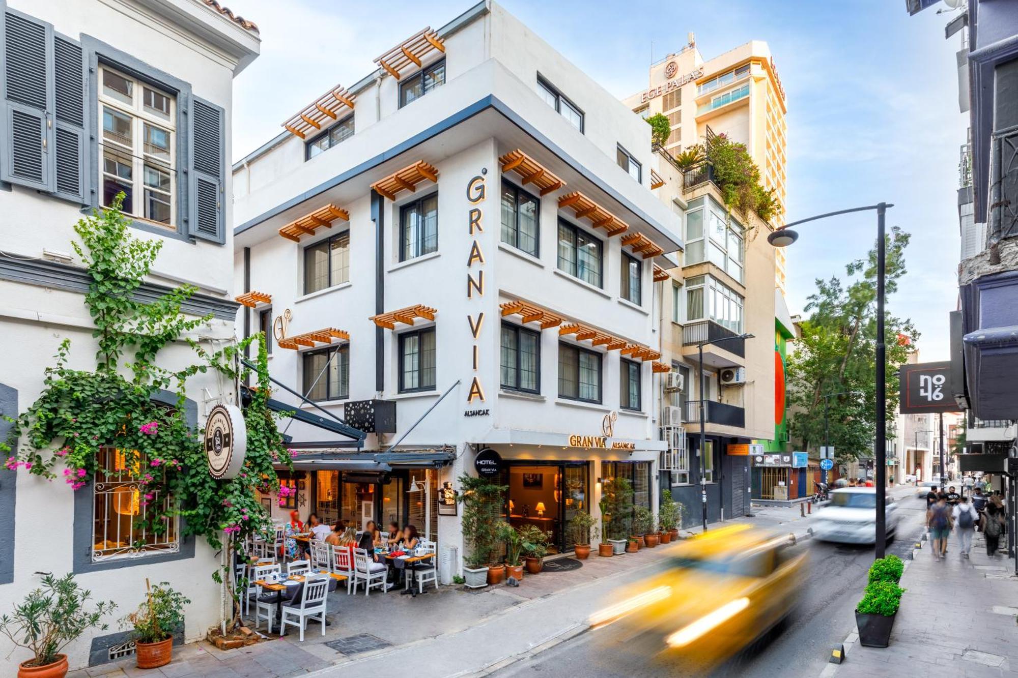 Gran Via Alsancak Hotel Esmirna Exterior foto